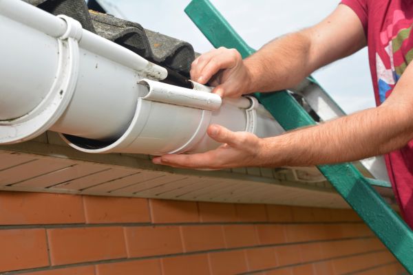 Cost of Large Gutter Repair in Chester