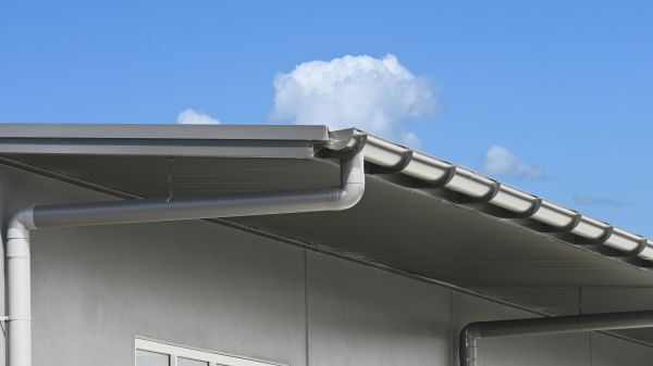 Eavestrough Service in Chester